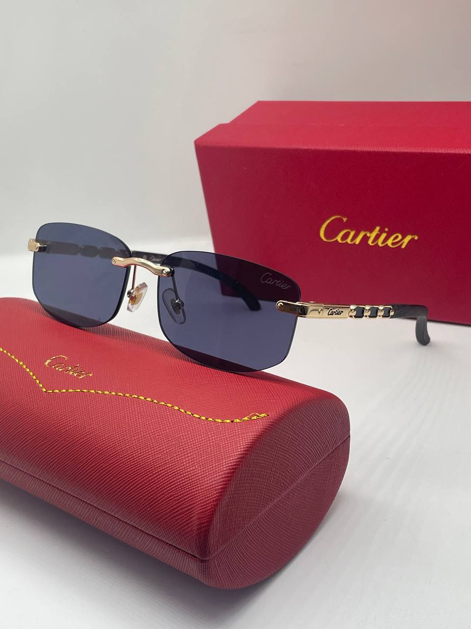 Lunettes de soleil Cartier